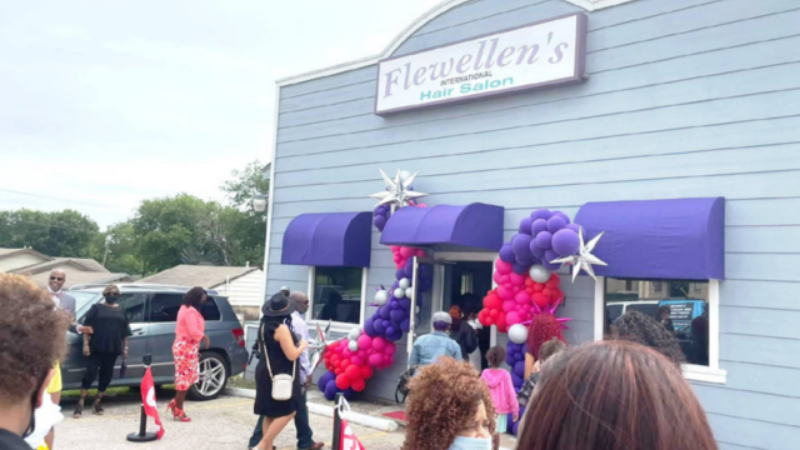 Flewellen’s Grand Reopening