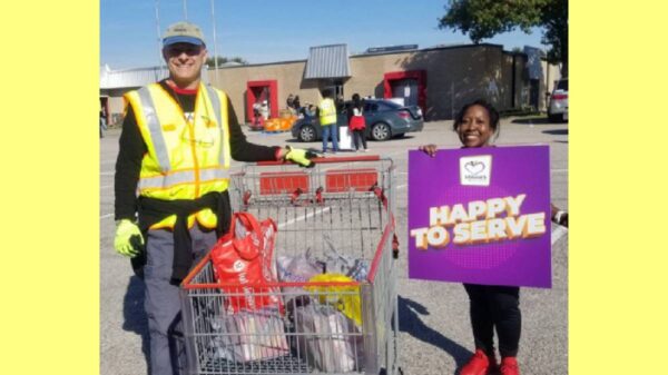 Volunteers with Minnie’s Pantry are happy to serve this holiday season..